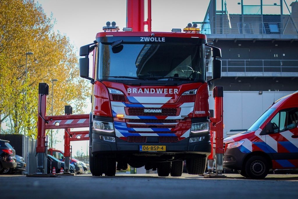 HW 04-1650 - Brandweerkazerne Zwolle - Zuid - Foto: Ruben Meinten